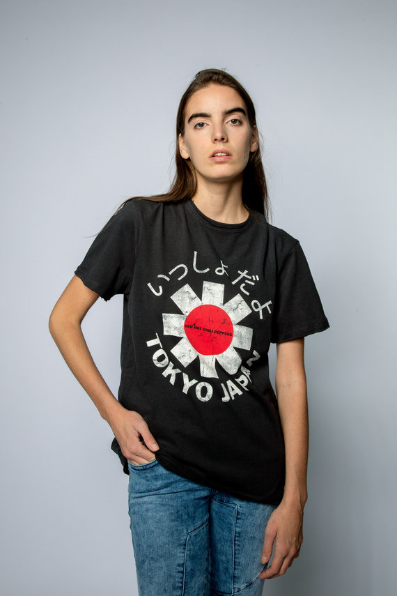 red hot chili peppers t shirt uk